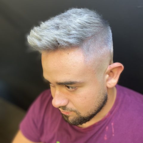 Decoloración gris azulado