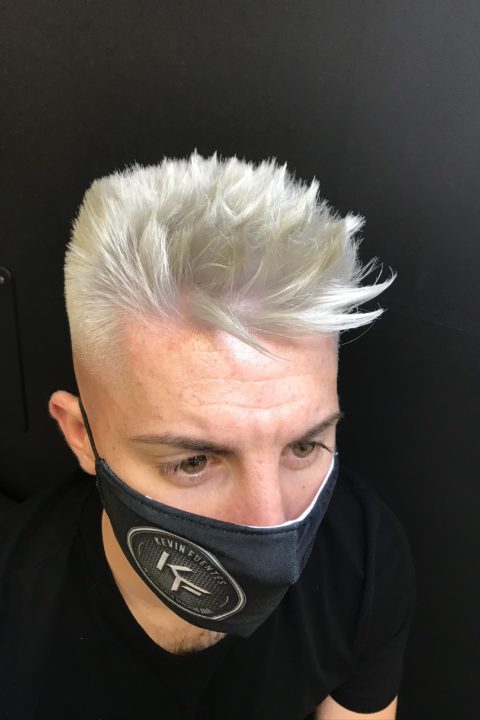 Decoloración de color blanco