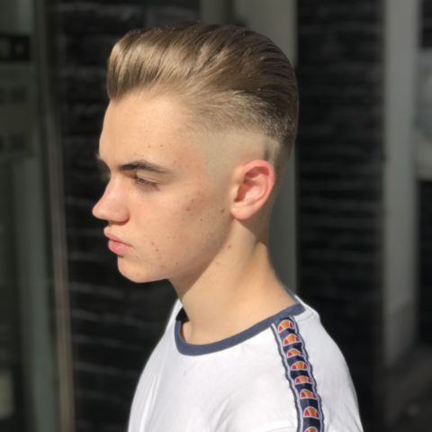 Corte joven elegante